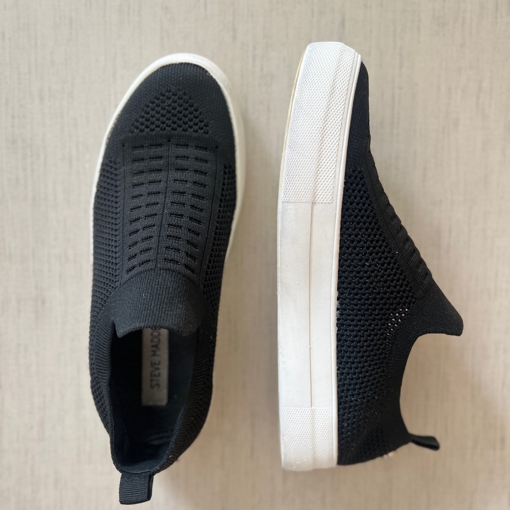 Steve Madden platform slip on sneakers size 6,5US